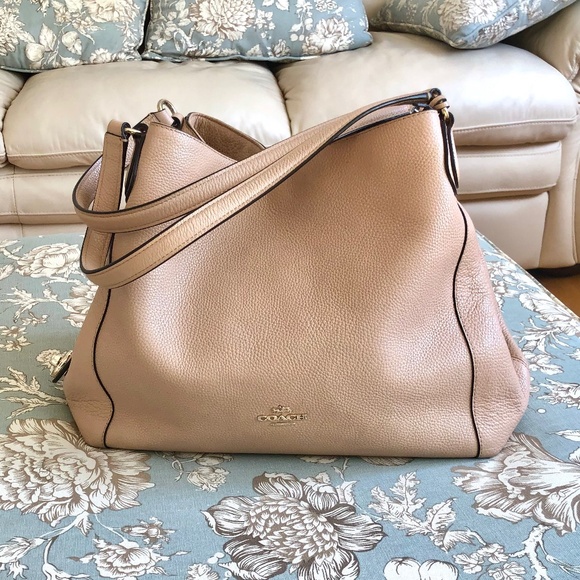 Authentic Coach Edie 31 shoulder bag pebbled leather in light Tan - Picture 3 of 5